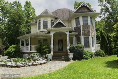 11758 LEE HWY Sperryville, VA 22740