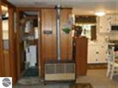 8145 Avalon Drive Hale, MI 48739
