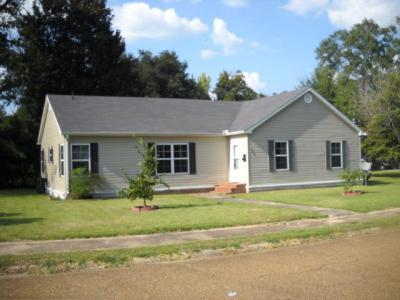 404 2nd St Dequincy, LA 70633