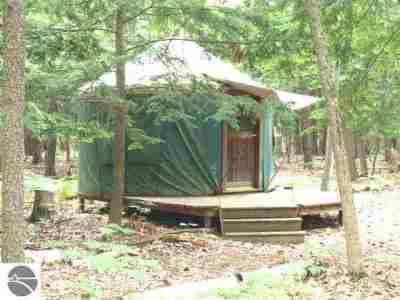 4937 Rush Lake Trail Honor, MI 49640