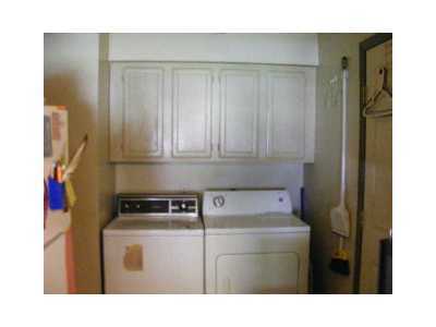 103 West Howard St Roland, OK 74954