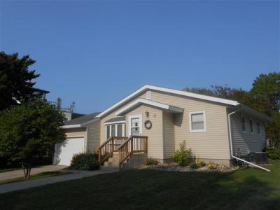 51 4th St S Wood Lake, MN 56297