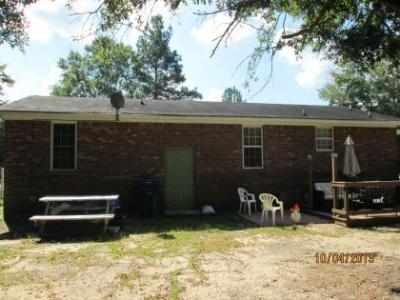 18 Green Acres Cordvoa, Sc 29039 Cordova, SC 29039