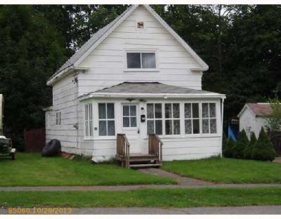 21 Birch Street East Millinocket, ME 04430